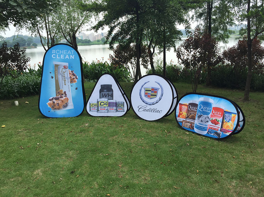 Pop Out A Frame Banner